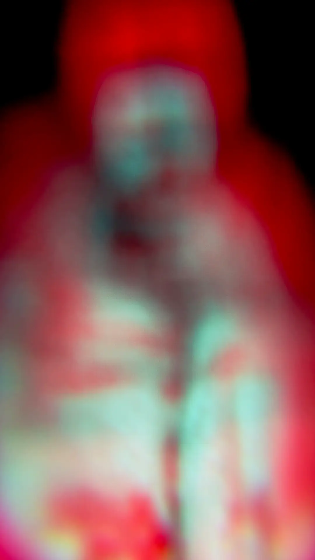 Let Me Disappear (Inside), still 3